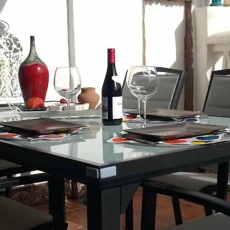 Casa vacanze Newly Remodeled Townhouse Walking Distance